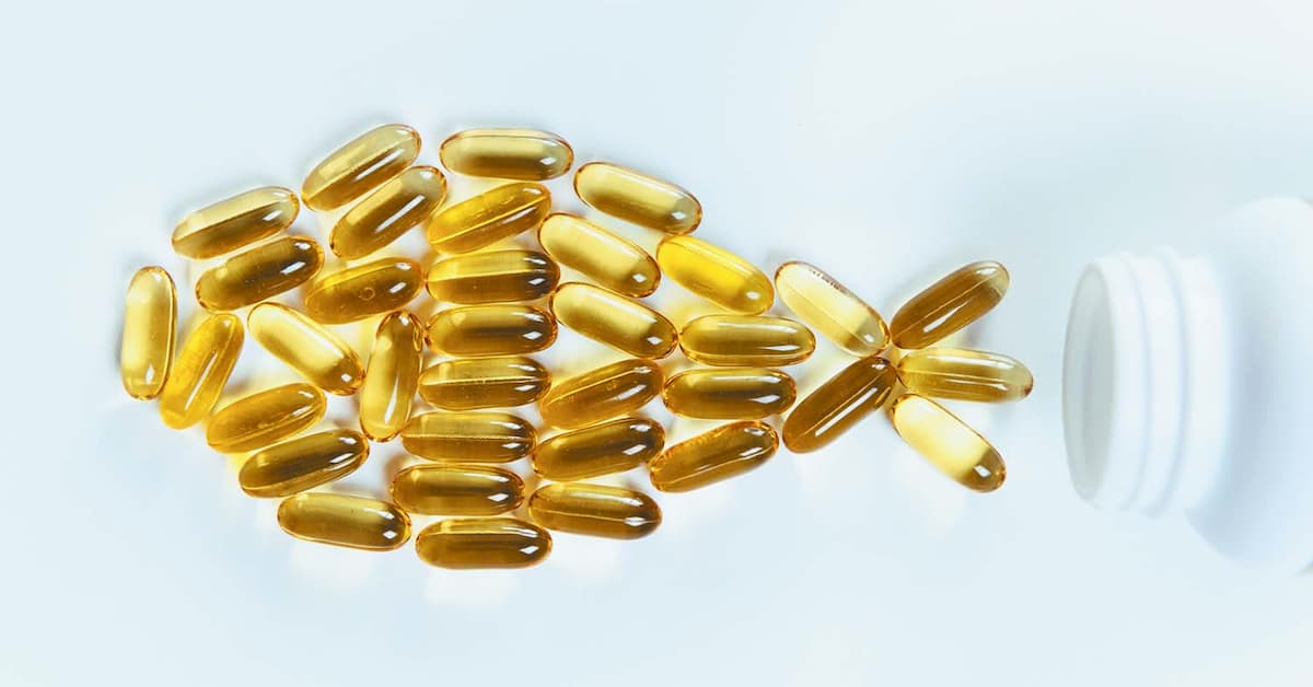 Tinh dầu hoa anh thảo + Dầu cá: "Thần dược" duy trì làn da khỏe mạnh, trí nhớ tốt và đôi mắt sáng